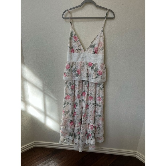 NWT GIANNI BINI | White Wedding Spring Floral Lace Tiered Midi Dress | Size 12 - Picture 2 of 13